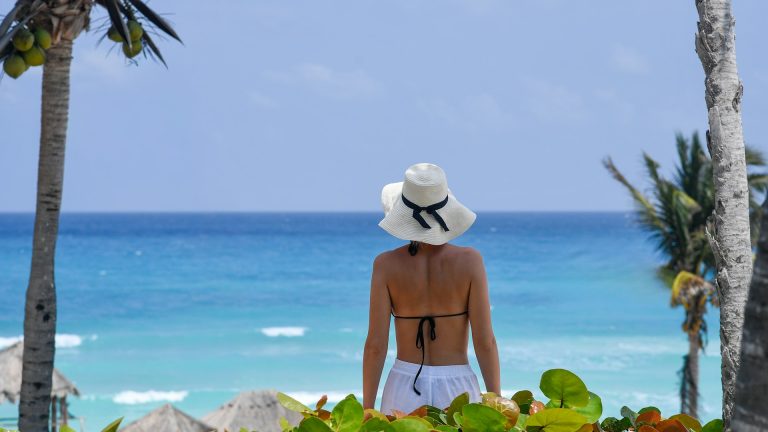 Voyage en août pas cher : quelles destinations pour éviter la foule ?
