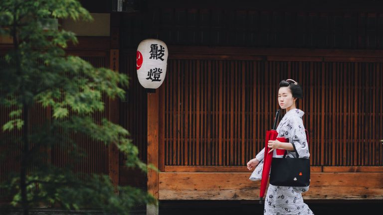 Une geisha vue par les japonais : respect, fantasmes et malentendus